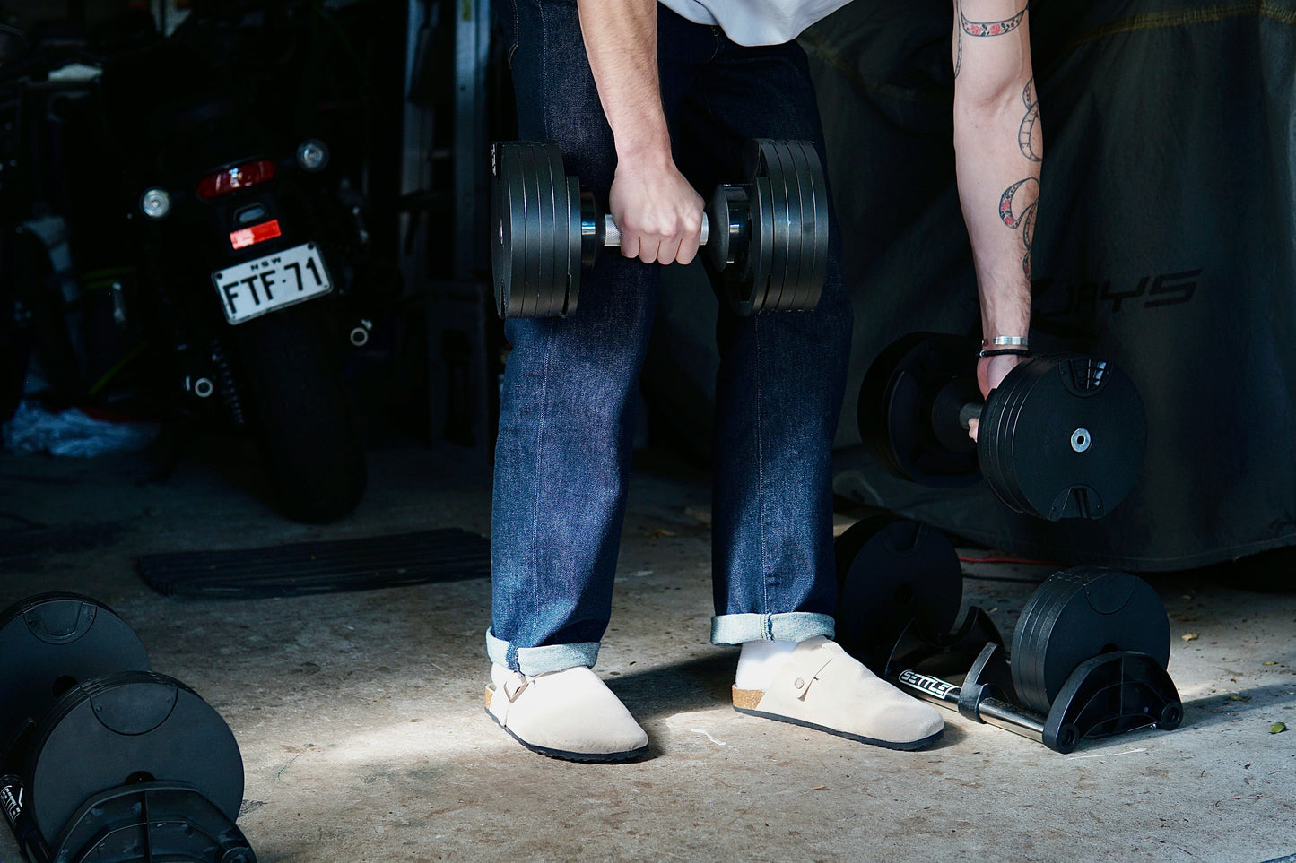 Adjustable dumbbell set 2x36kg + free bench (Pre-order Offer)